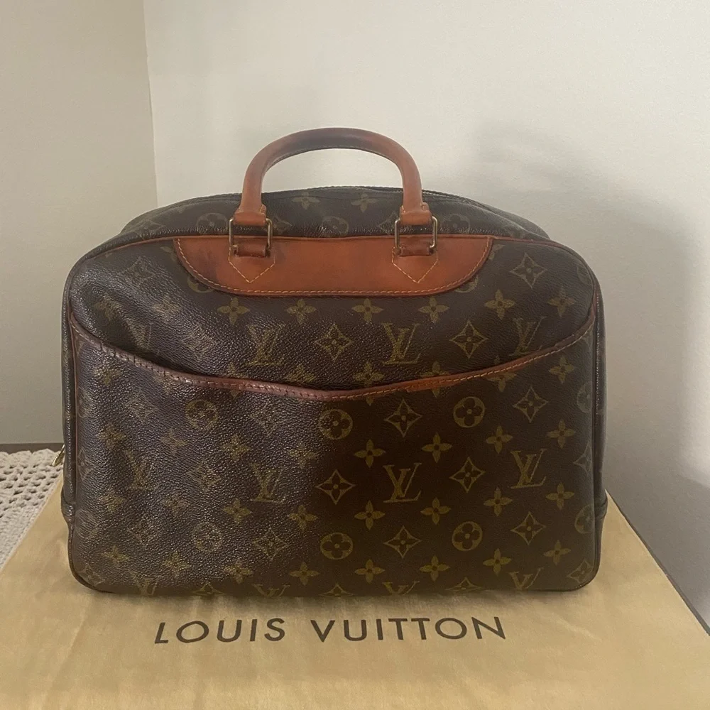 Authentic Vintage Louis Vuitton Monogram Deauville Bag, Poignant & Name Tag